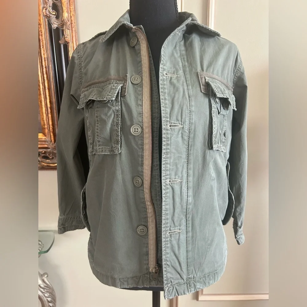 GAP kids olive